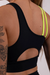 TOP ASSIMÉTRICO COM RECORTES CONTRASTANTES (PRETO COM DETALHES CINZA E AMARELO) - comprar online