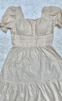VESTIDO CAROL LONGO EM LAISE na internet