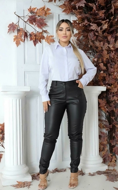 CALÇA SKINNY ECO COURO PRETA - loja online