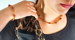 CONJUNTO COLLAR CON PULSERA EN AGATA CORNALINA DE 4mm CON FACETADAS en internet
