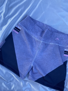 Short Fitness lila