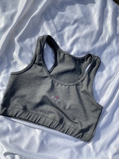 Top gris clv