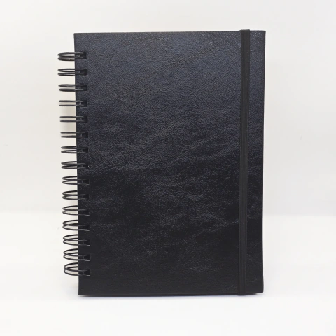 Caderno A5 - All Black Offset preto 240g