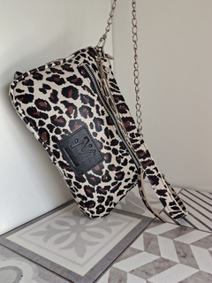 Clutch La Pampa - MARA VERON 