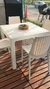 Juego simil rattan- Mesa 90x90 + Sillas sin apoya b. en internet
