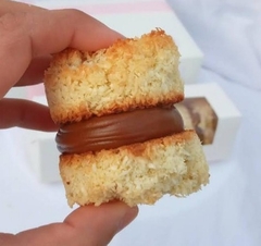 ALFAJORES DE COCO