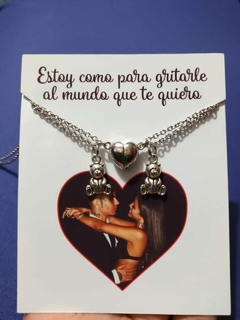 Collares de Duki y Emilia