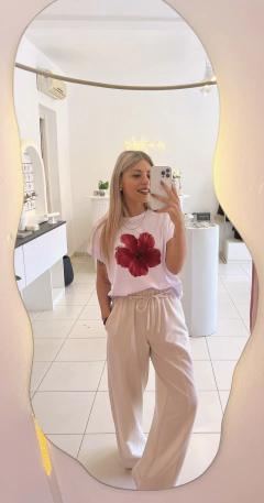 Remera Flor - comprar online