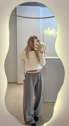 Sweater Off Shoulder en internet