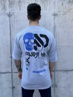 Remera Oversize Amnesia en internet