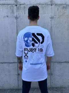 Remera Oversize Amnesia