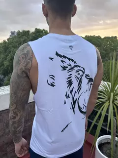 Musculosa Over Made to Win - comprar online