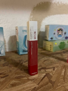 LABIAL MAYBELLINE en internet