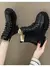 Bota tratorada peluciada feminina
