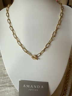 COLLAR GOLD CON DONA en internet