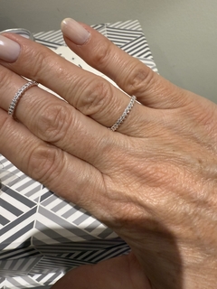 ANILLO FINO BRILLANTE - Amanda Joyas