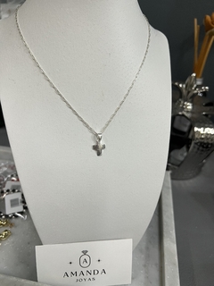 COLLAR CRUZ