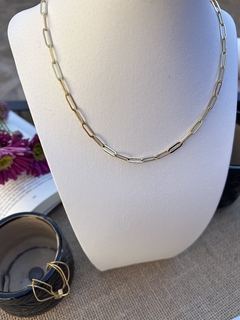 COLLAR EMILIA DORADO en internet
