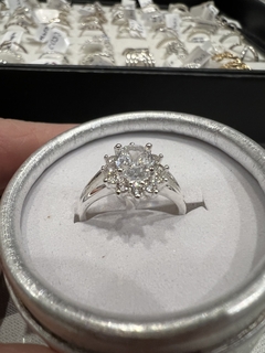 ANILLO VANESA en internet