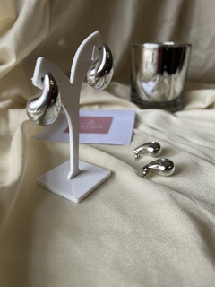 Aros Gota Plateados Grandes - comprar online