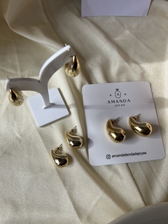 Aros Gota dorados grandes