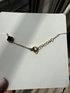 PULSERA FLOR NEGRA - comprar online