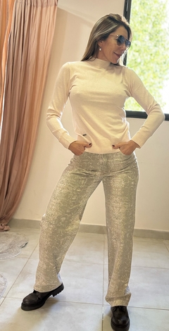 Pantalón Gabardina Rígida Mia en internet