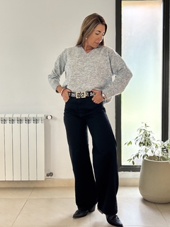 Sweater lana escote V