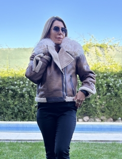 Chaqueta corta con piel - comprar online