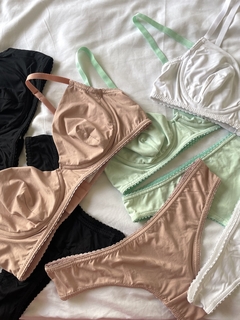 Imagen de Conjunto Peonia