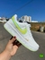 Nike Air Force en internet