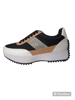 CAPE ROBBIN BLACK - comprar en línea