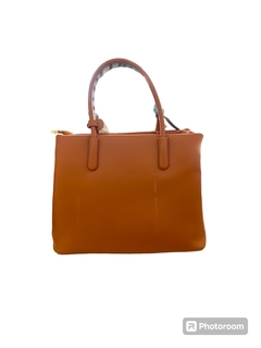 Bolsa rígida cinta en correa (chocolate) - comprar en línea