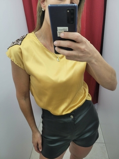 Blusa Satén en internet