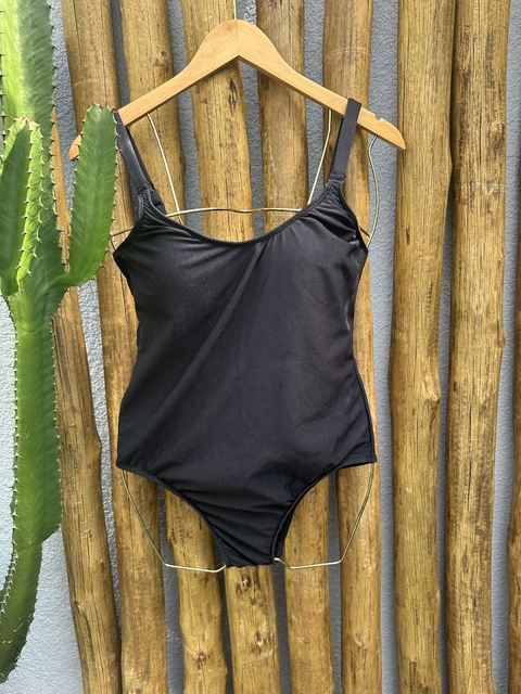 MAIO FECHADO BASIC PLUS - PRETO - comprar online