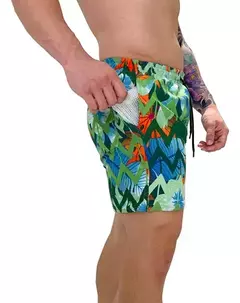 24- SHORT DE BAÑO CON SUSPENSOR ESTAMPADO