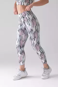 CAPRI TAMY en internet