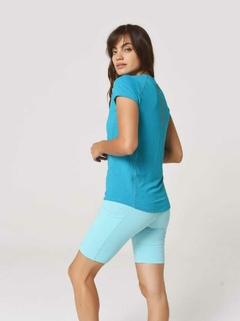 REMERA CUARE