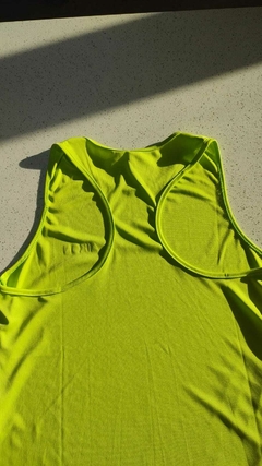 MUSCULOSA SEA FLUO - comprar online