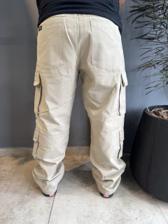 Imagen de DOBLE CARGO BEIGE SAM