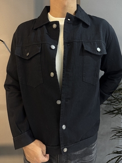 CAMPERA JEAN DUE NEGRA - comprar online