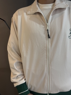 CAMPERA DEPORTIVA CRUDO en internet