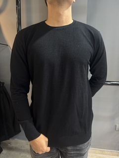 SWEATER LISO NEGRO - comprar online