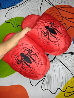 Pantuflones de personajes en internet