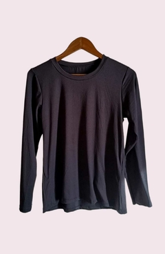REMERA MANGA LARGA