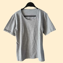REMERA ESCOTE REDONDO