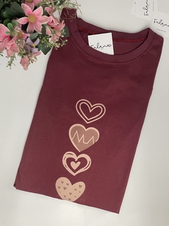 T-Shirt Corações PLUS - comprar online