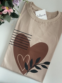 T-Shirt Slim Coração - comprar online