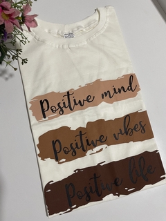 T-Shirt Slim Positive na internet