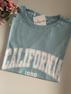 T-Shirt Slim California Azul - comprar online